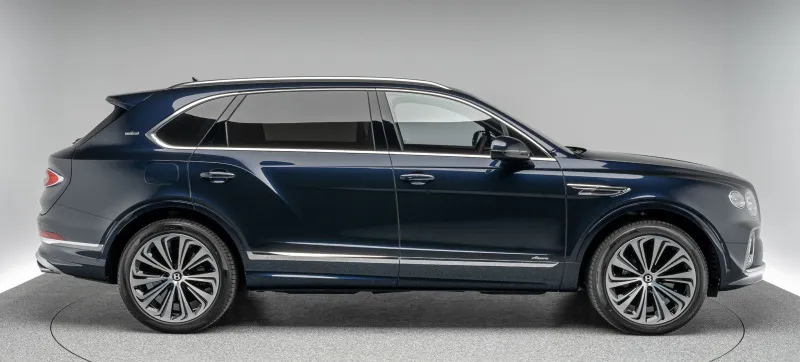 Bentley Bentayga EWB Azure =First Edition= Night Vision Гаранция Image 2