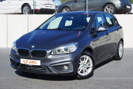 BMW 2er Reihe 220i 2-Zonen-Klima Navi... 