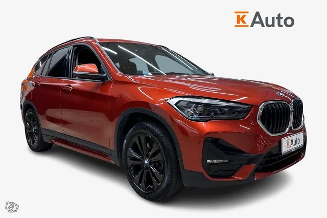 BMW X1 XDRIVE 25e Sport line * Vetokoukku / HUD / Sunset ora Image 1