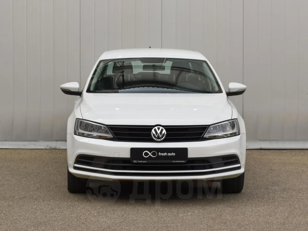 Volkswagen Jetta Image 3